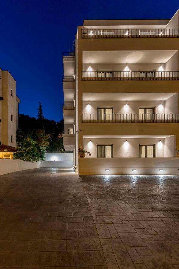 2Nightstudios Split Exterior photo